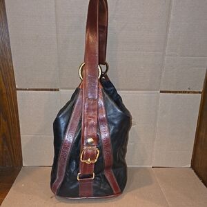 Vtg Marino Orlandi Black and Brown Leather Duffel Bag with Classic Design